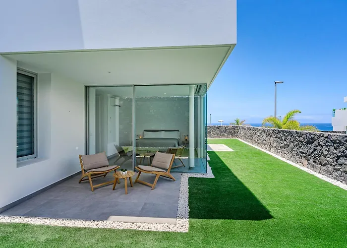 Estandar 8- Casangular By Upper Вілла