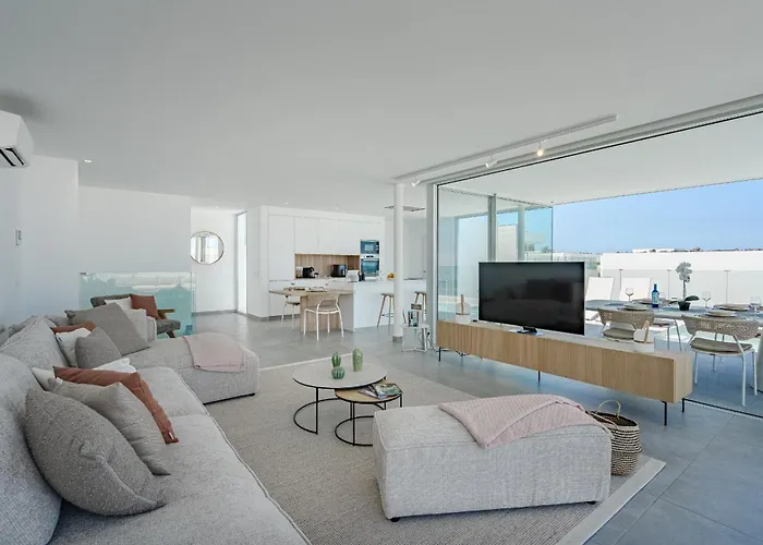 Estandar 8- Casangular By Upper Вилла Адехе