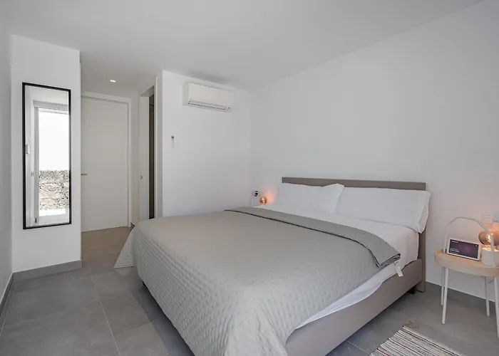 Βίλα Estandar 8- Casangular By Upper